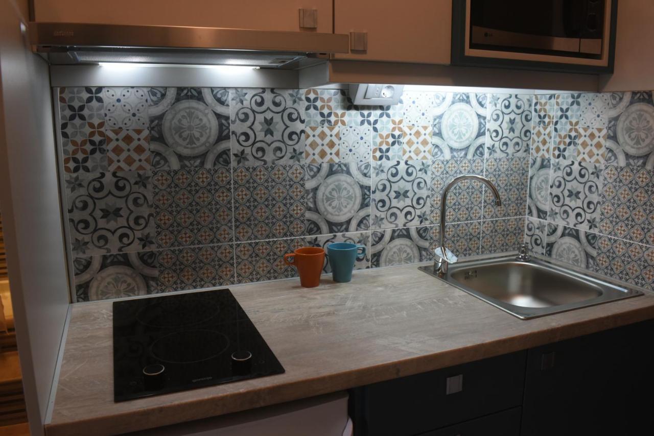 Blue Moon Appartement Novi Sad Buitenkant foto